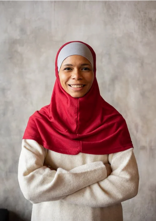 woman wearing one step hijab