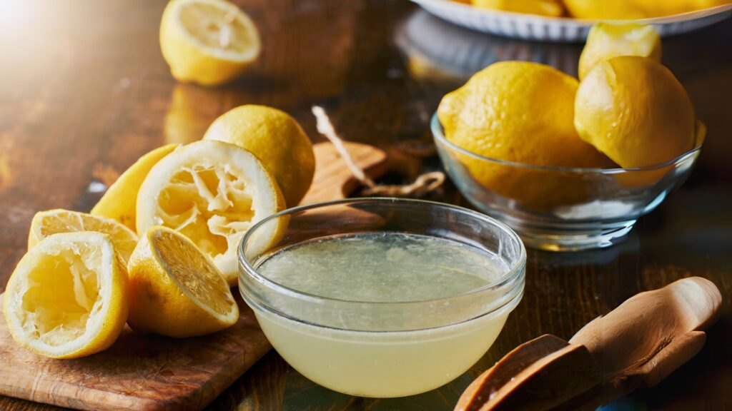 lemon juice for natural remedies